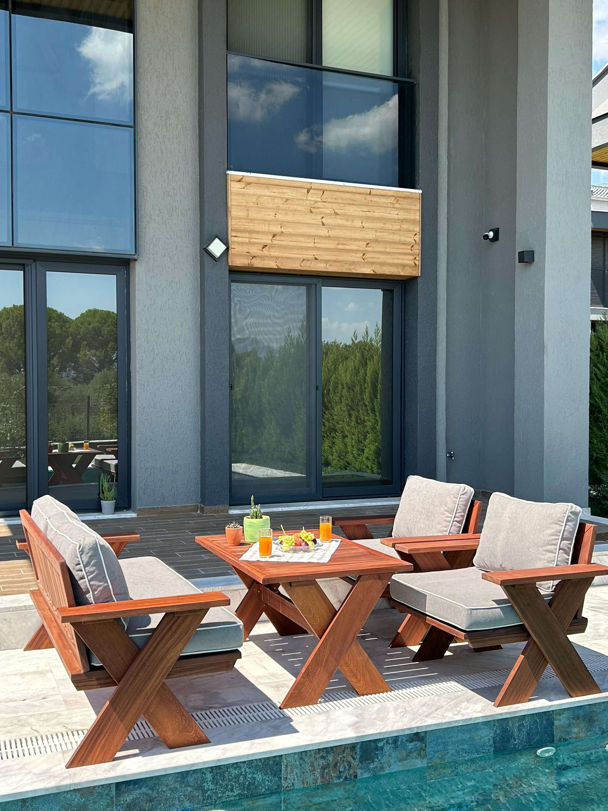Joy Tropic Bahçe Takımı Iroko Ahşap Joy Tropic Bahçe Takımı Iroko Ahşap